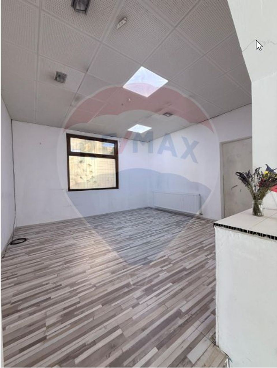 Spațiu comercial 110 mp-Inchiriere- vizibilitate excelentă