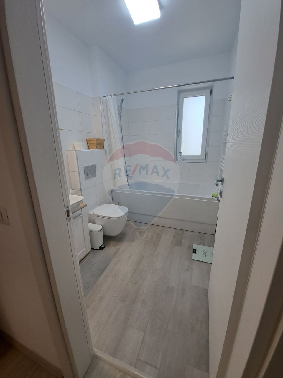 3 room Apartment for rent, Lapus area