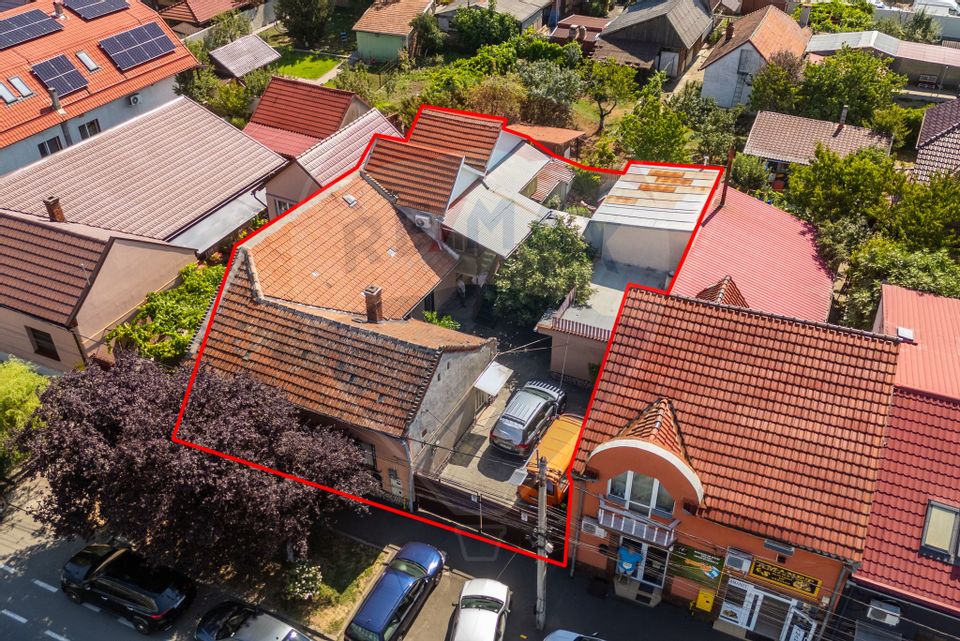 7 room House / Villa for sale, Confectii area