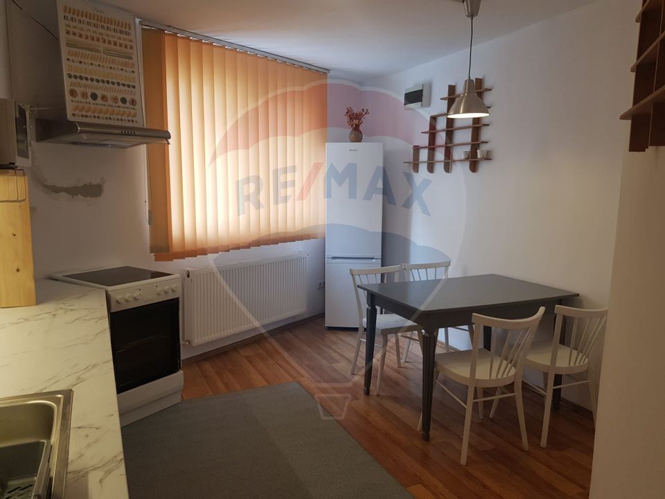 3 room House / Villa for rent, Orasul Vechi area
