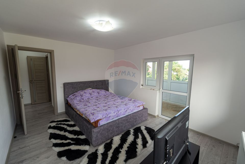 4 room House / Villa for sale