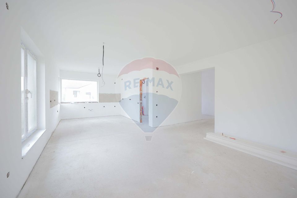 4 room House / Villa for sale