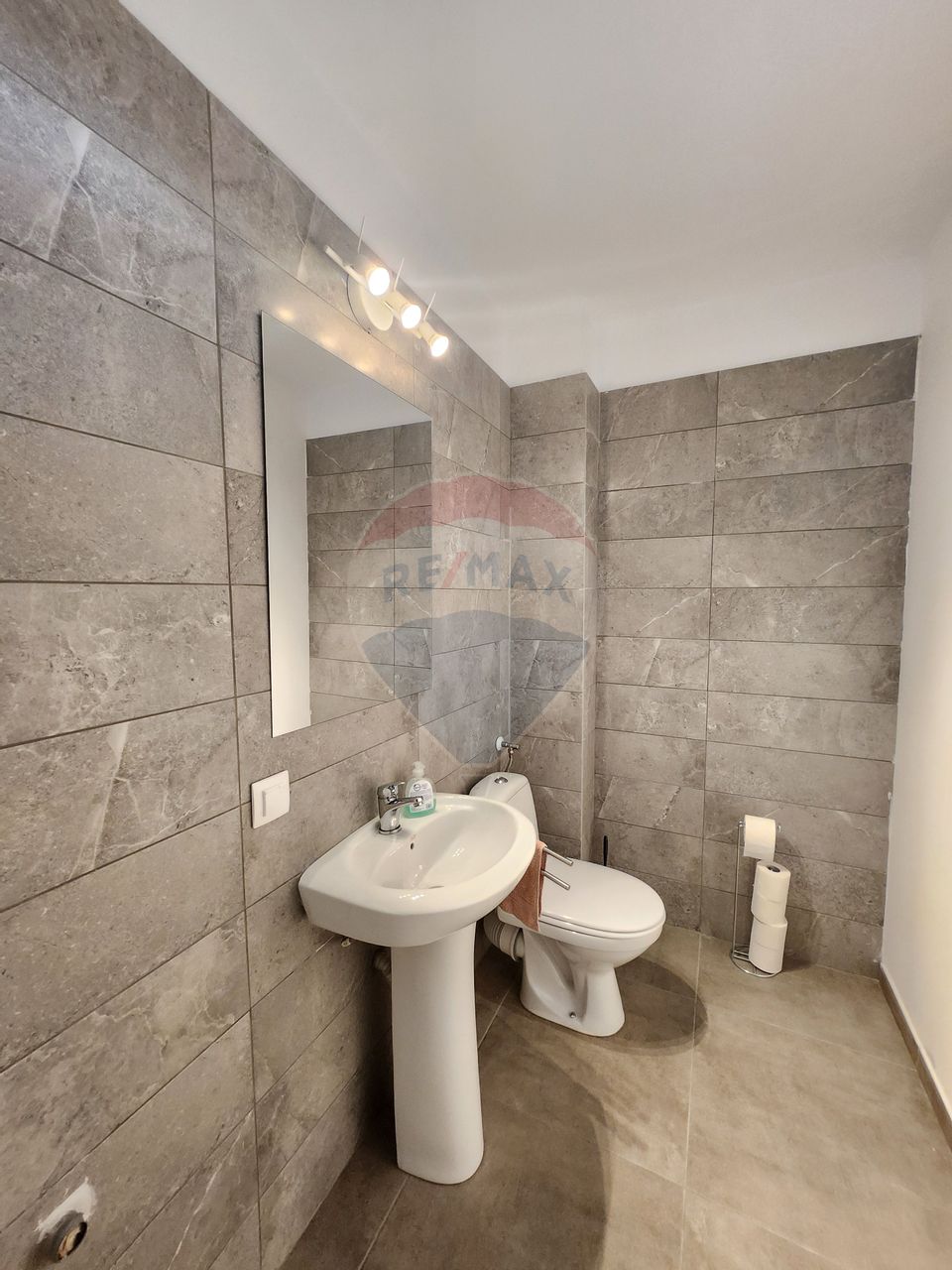 Vilă luminoasa, gata de mutare Henri Coanda | Aviatiei | Pipera