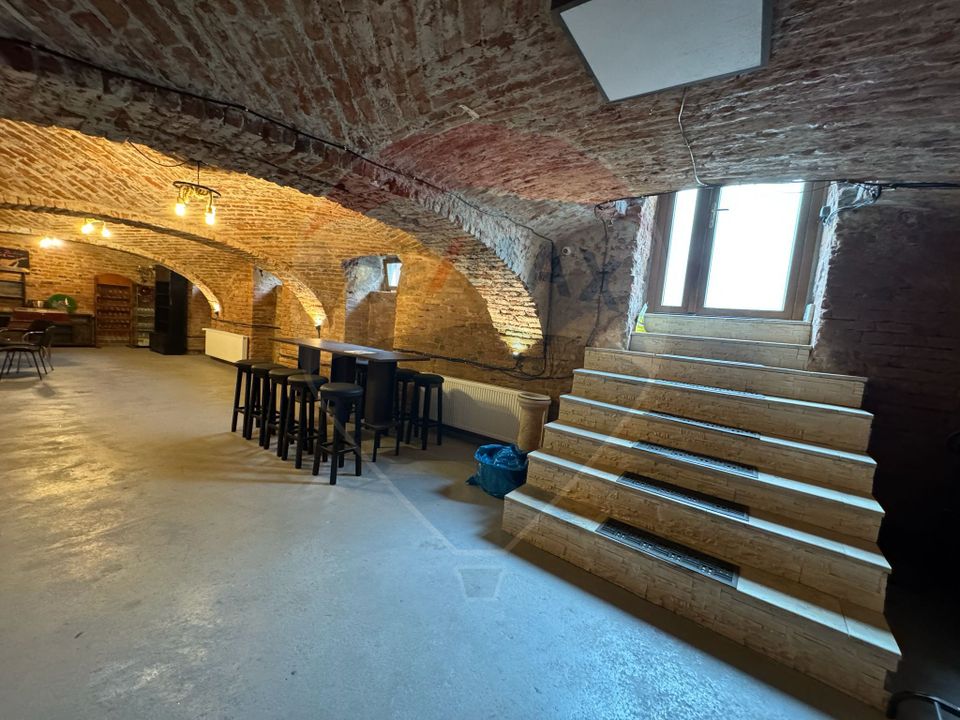 Spațiu de vanzare S.C.229 mp -zona centrala