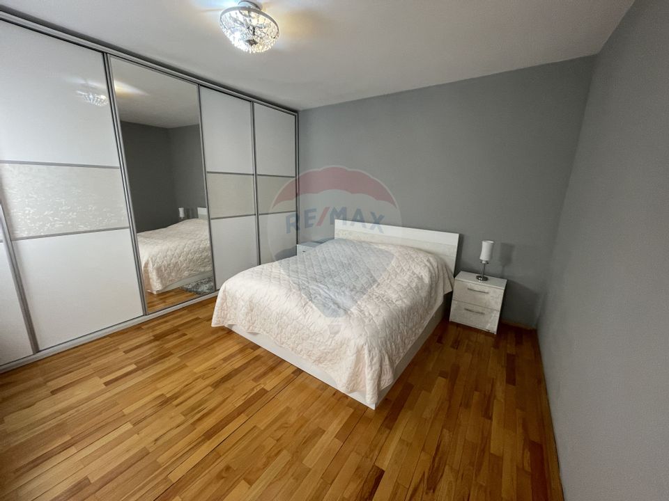 6 room House / Villa for sale, Lipovei area