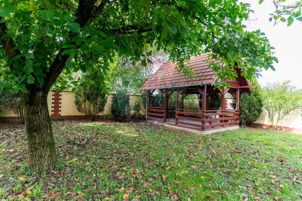 6 room Hotel / Pension for sale