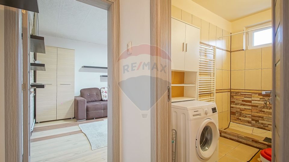Apartament cu 3 camere de închiriat în zona Brasovul Vechi