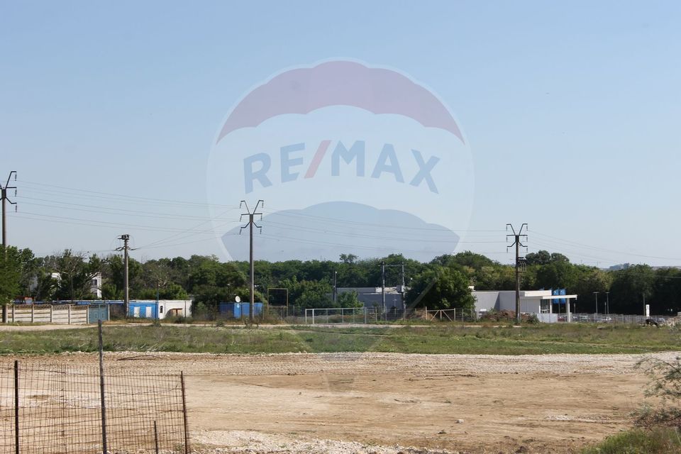 Teren intravilan, constructii. Bavaria, Constanta