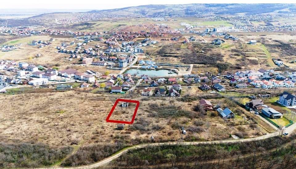 Land 1,424sqm Hlincea / Strada LILIACULUI
