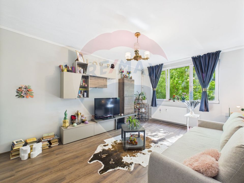 Quiet 3-room apartment for sale in Brancoveanu area