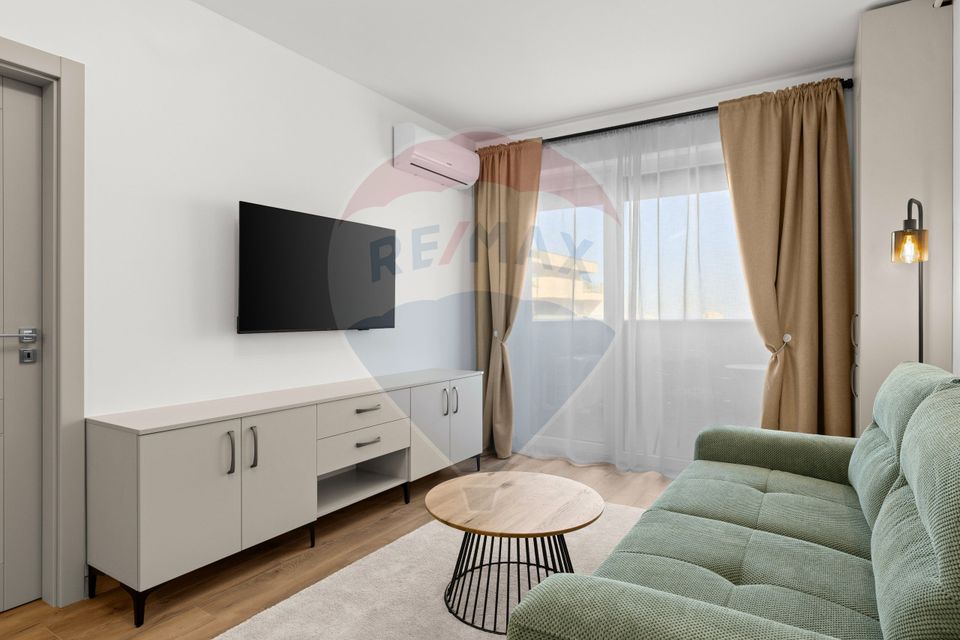 Apartament cu 2 camere DE LUX la PRIMA ÎNCHIRIERE - complex Adora Park