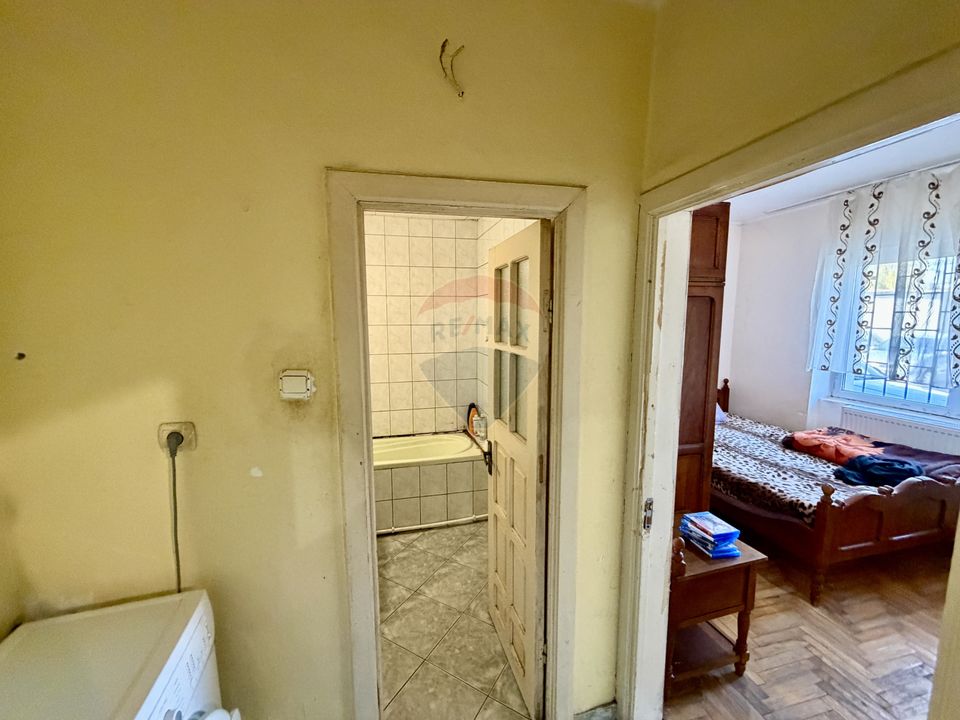 Apartament 3 camere parter