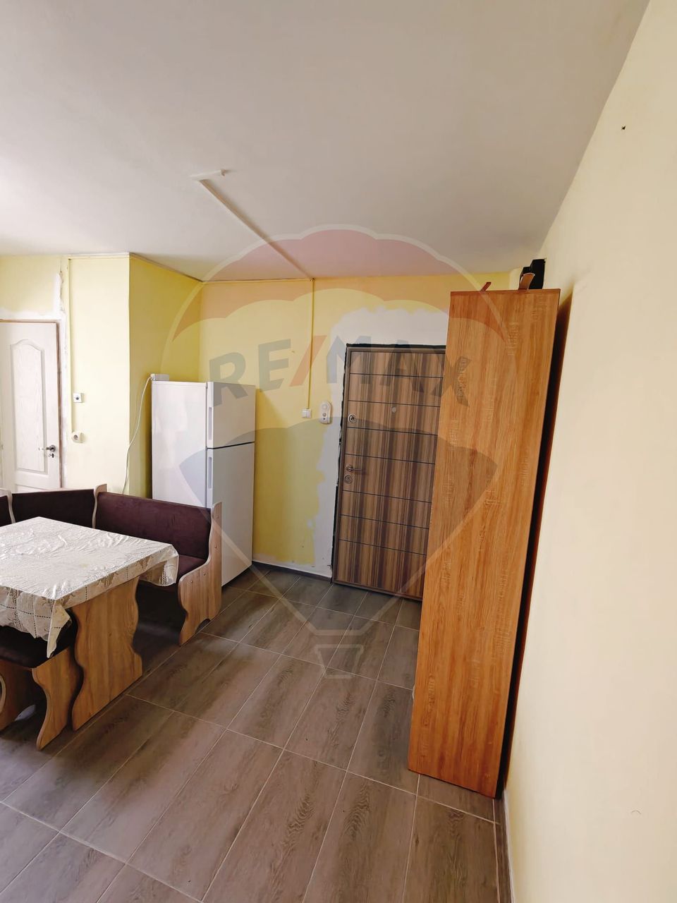 Apartament cu 2 camere de vânzare