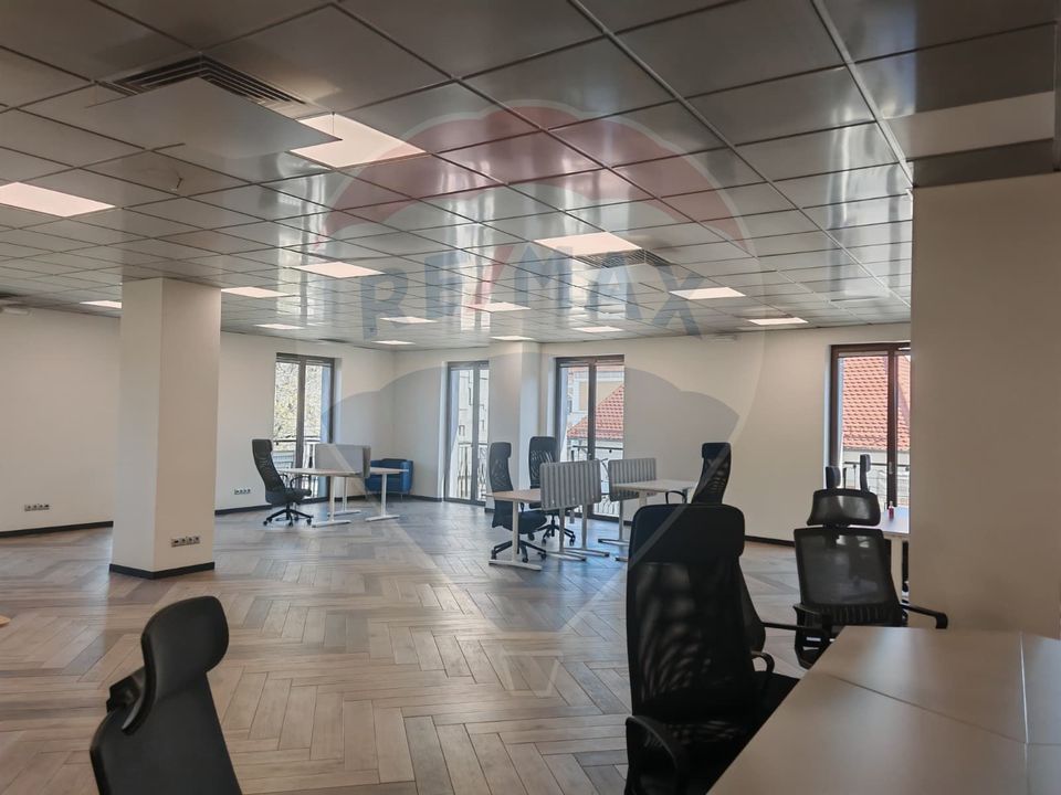 500sq.m Office Space for rent, Ultracentral area