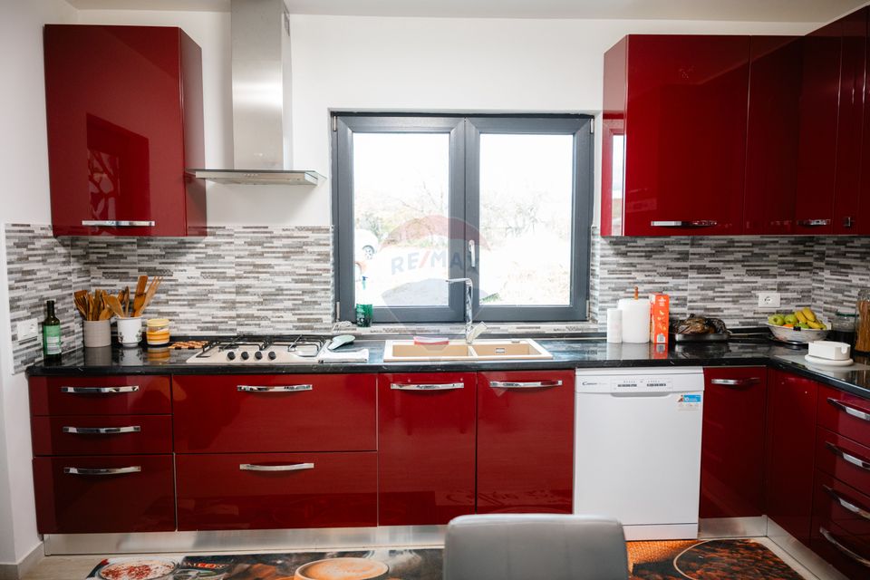 5 room House / Villa for sale