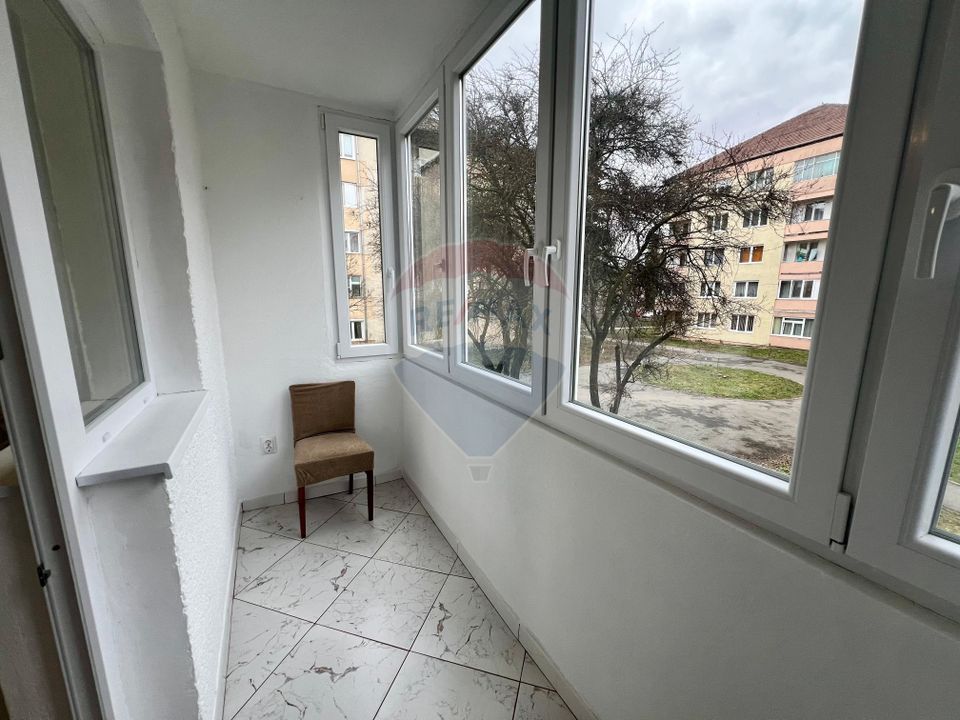 2 room Apartment for rent, Strand area