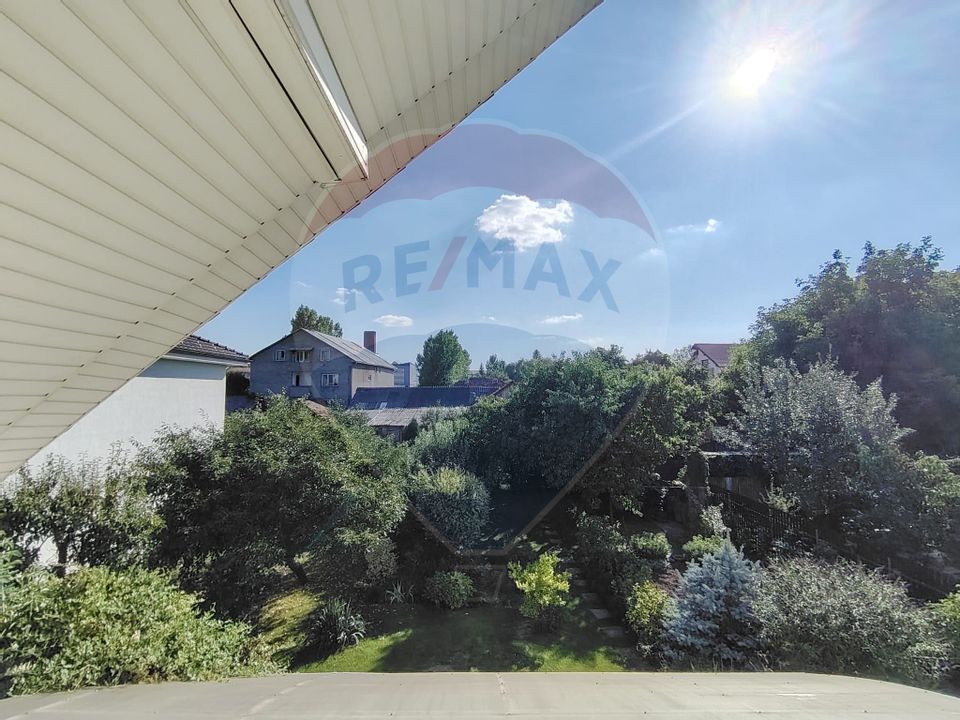 8 room House / Villa for sale, Central area