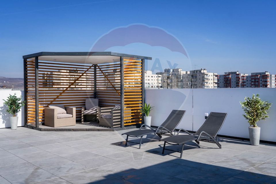 Apartament cu 3 camere de inchiriat in zona Intre Lacuri