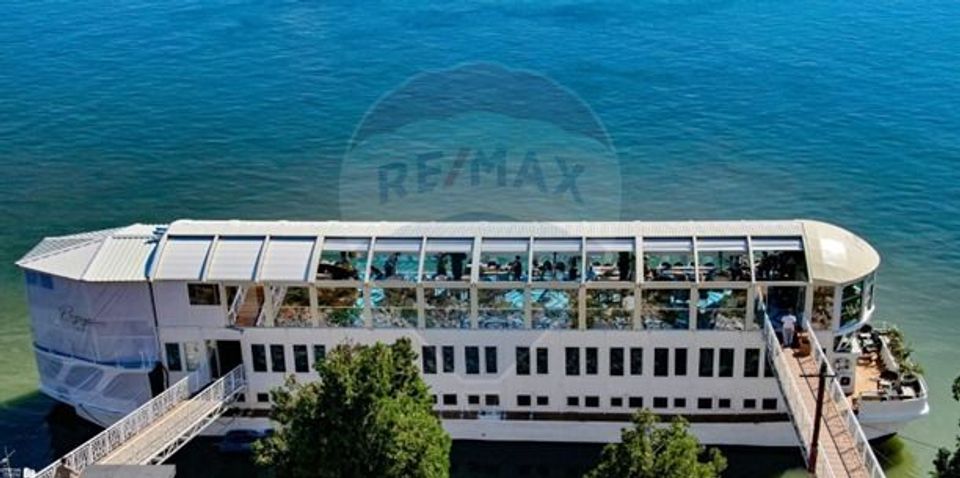 De vanzare Restaurant exclusivist pe apa - afacere la cheie