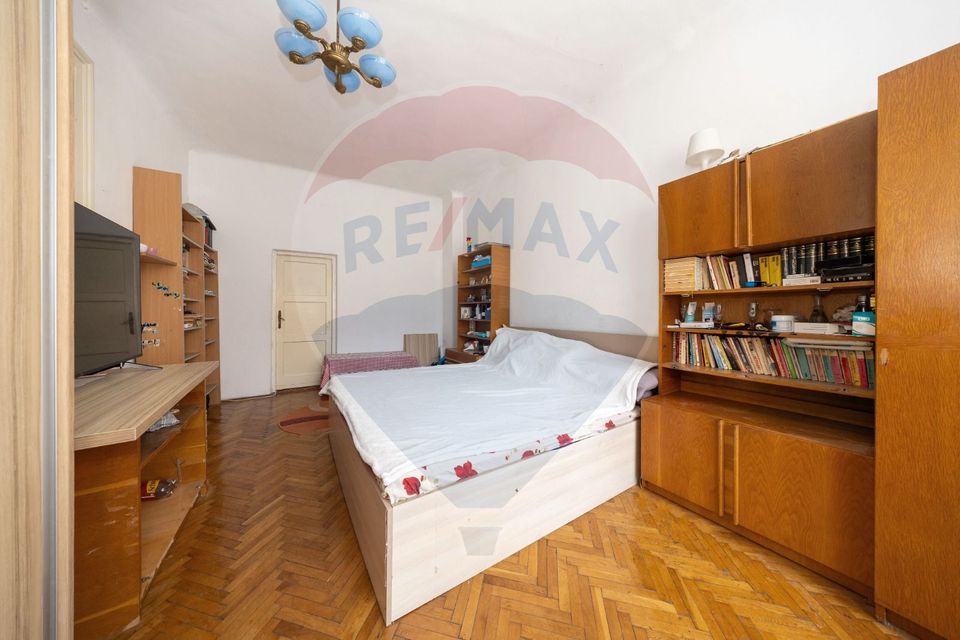 APARTAMENT 3 camere, Etaj 1, Str. Lunga nr 22, Brasov