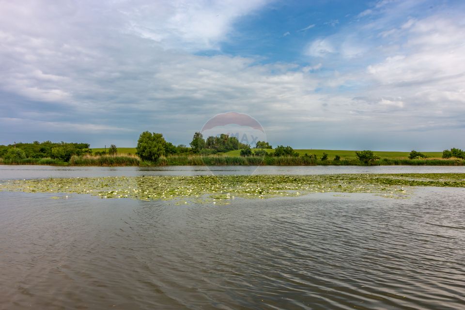 Domeniu versatil, deschidere 175 ml la lacul Snagov