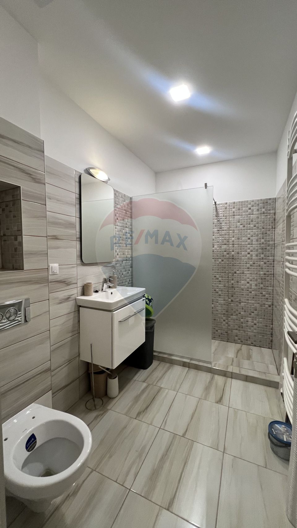 Apartament superb cu 3 camere de vanzare