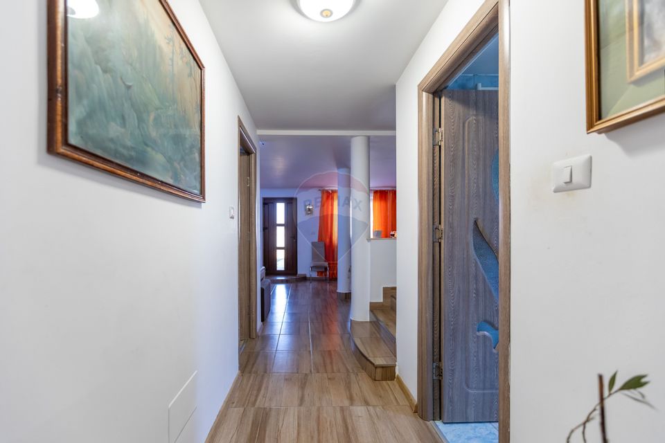 4 room House / Villa for sale