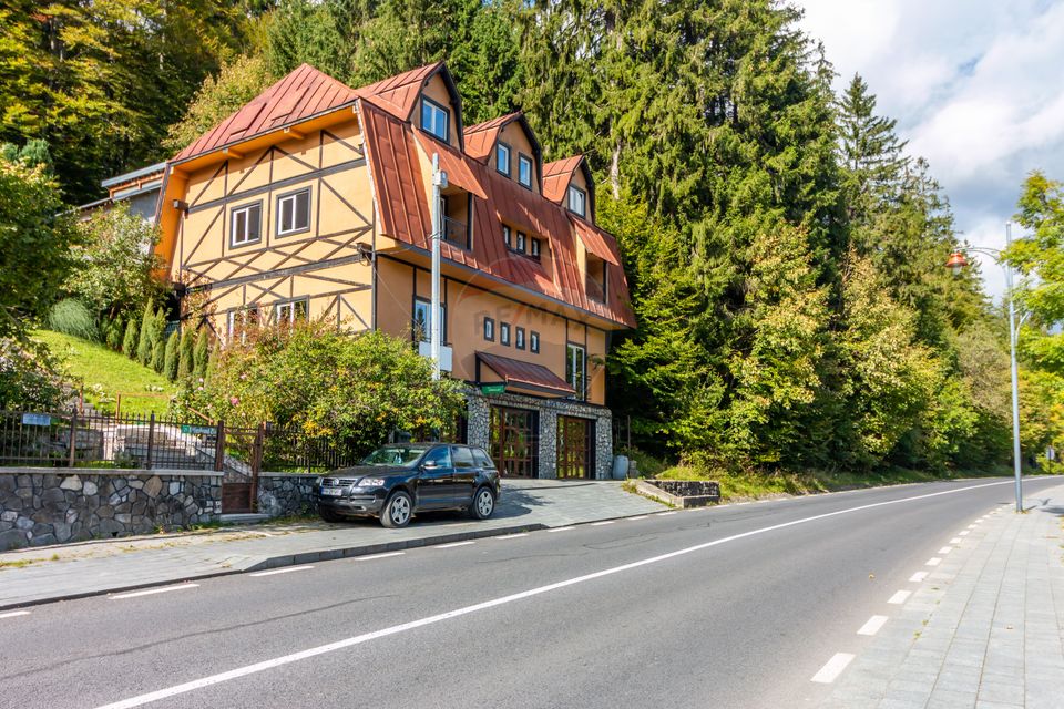 Pensiune/Casa de vânzare în Sinaia – 450 mp, lângă Castelul Peleș
