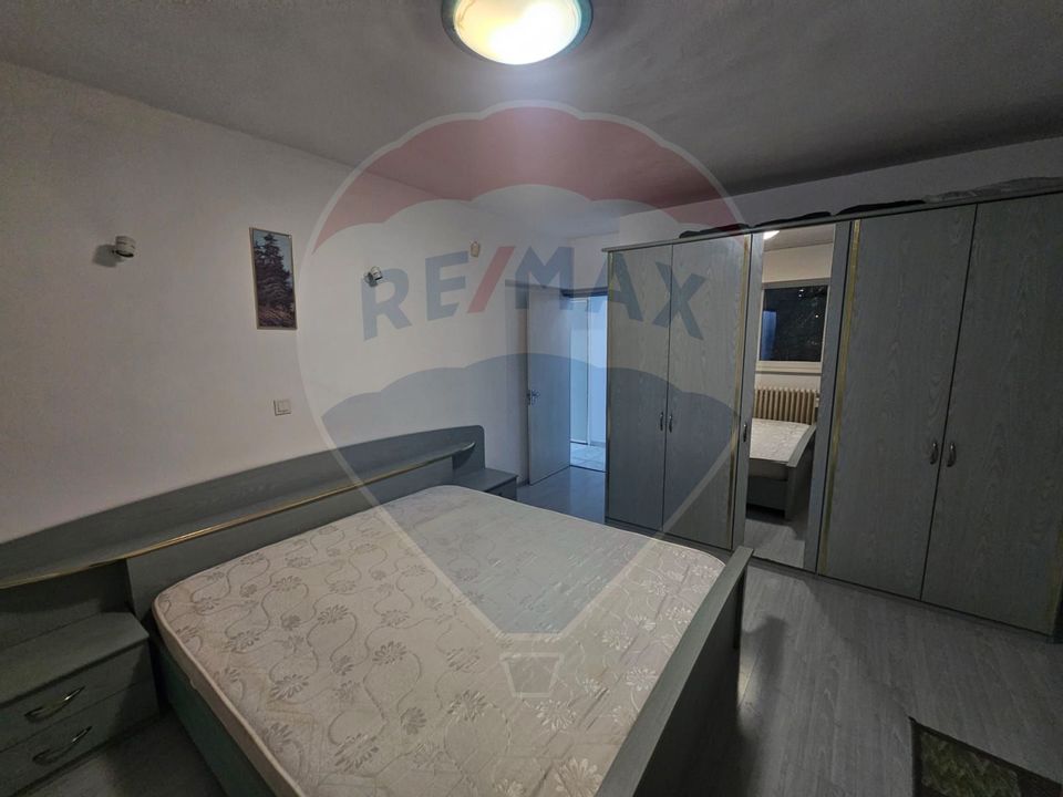 Apartament cu 3 camere de închiriat în zona Berceni