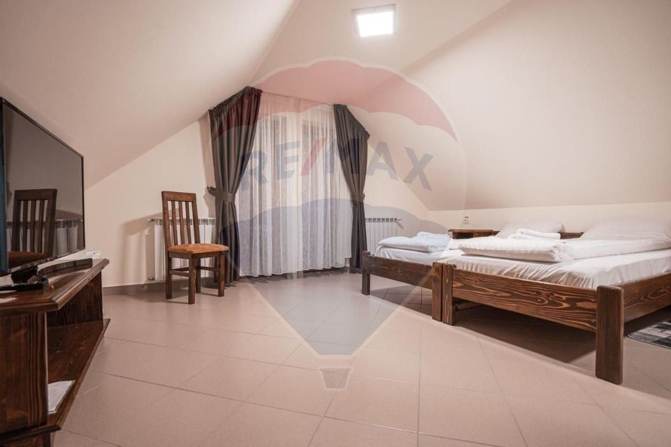 15 room Hotel / Pension for sale
