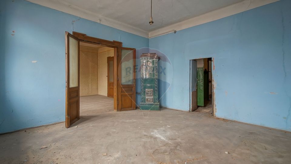 10 room House / Villa for sale, Brasovul Vechi area