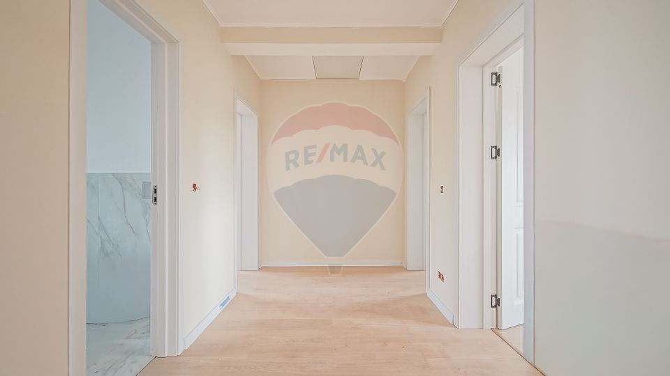 4 room House / Villa for sale