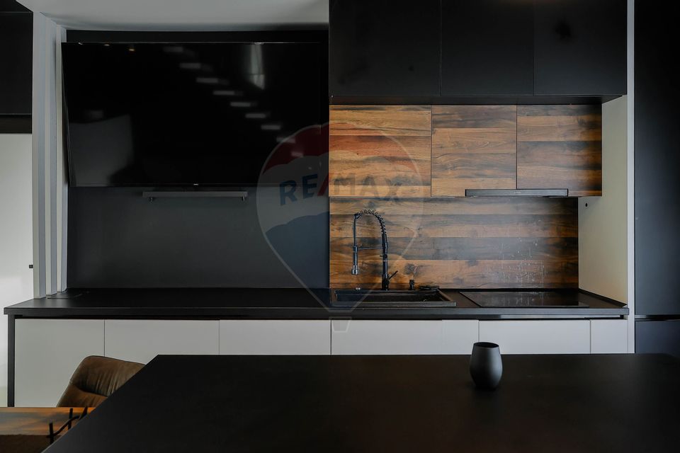 Penthouse tip Loft, 3 camere, pe două niveluri, cu terase de 108 mp