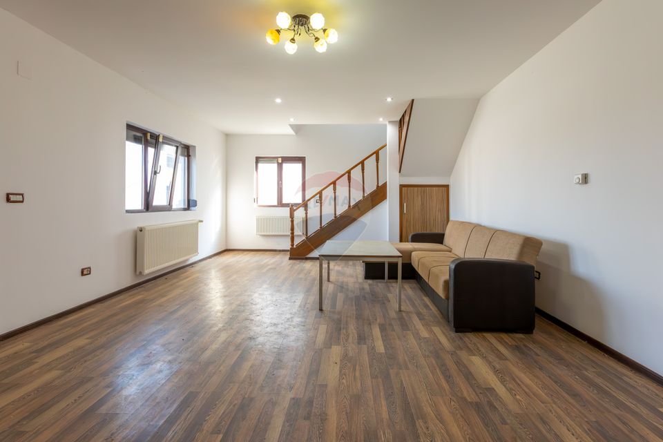 Hală 1.000 mp + curte 3.200 mp + CASĂ 160 mp BONUS | Acces TIR | Bacău