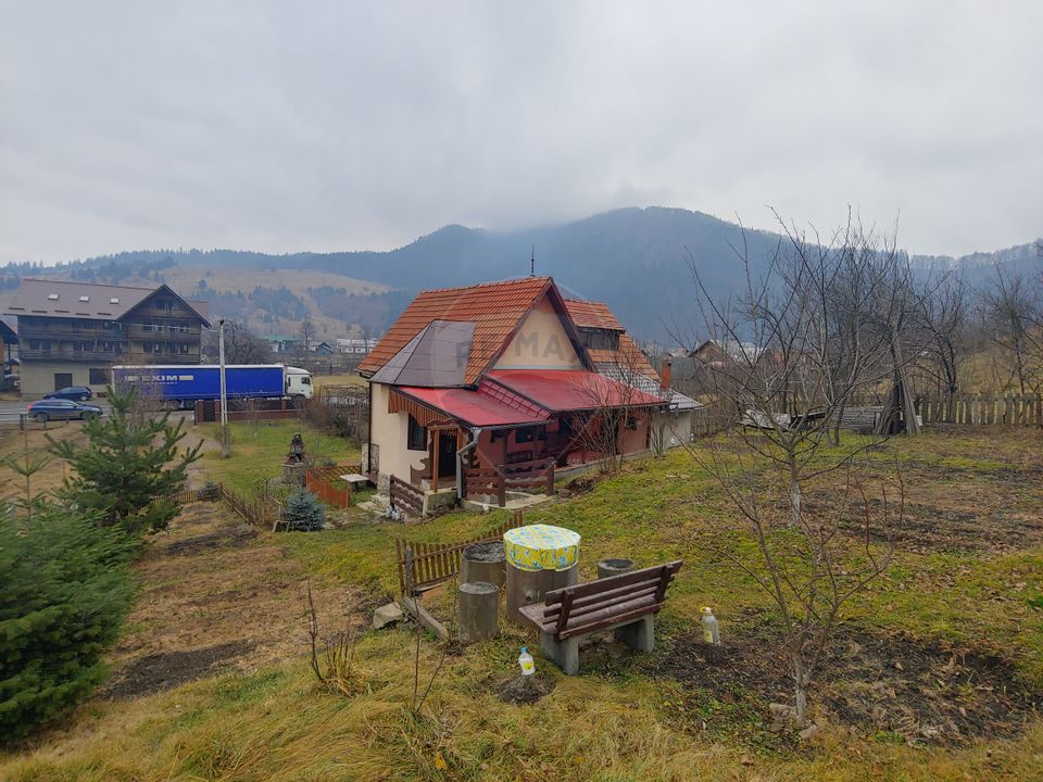 Casă / Vilă in Bucovina-Vama-Prisaca Dornei-Suceava