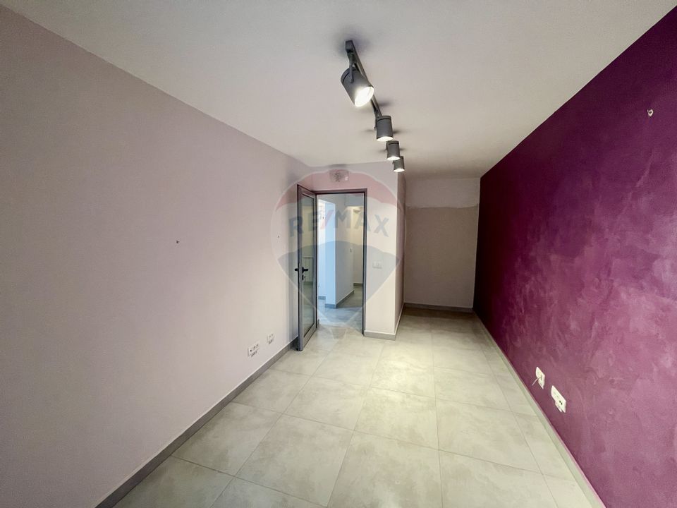 72sq.m Office Space for rent, Ultracentral area
