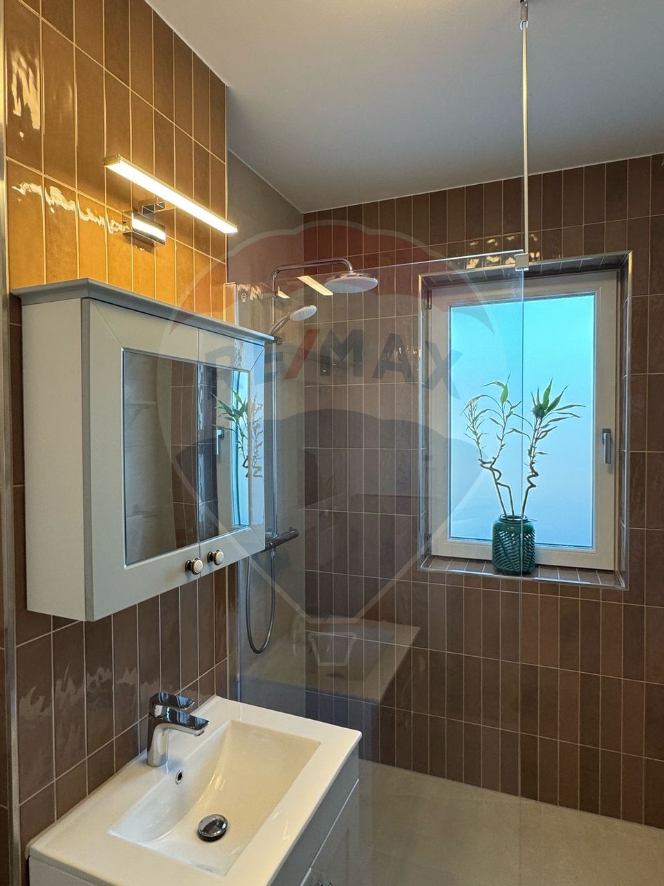 3 room Apartment for rent, Turnisor area