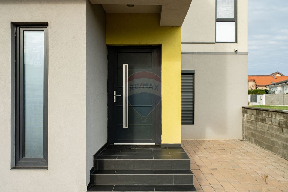 4 room House / Villa for sale, Gradiste area