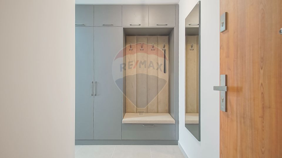 2 room Apartment for rent, Tractorul area