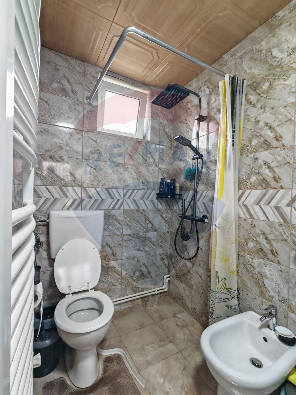 Casă / Vilă oportunitate cu 5 camere priveliste frumoasa