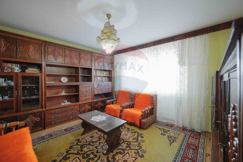 3 room Apartment for sale, Cantemir area