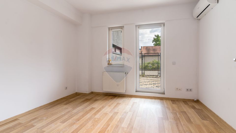 De vanzare apartament cu 2 camere si terasa 40 mp, comision 0!