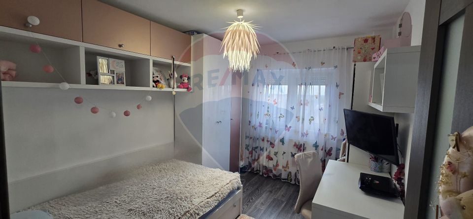 4 room Apartment for sale, Central area