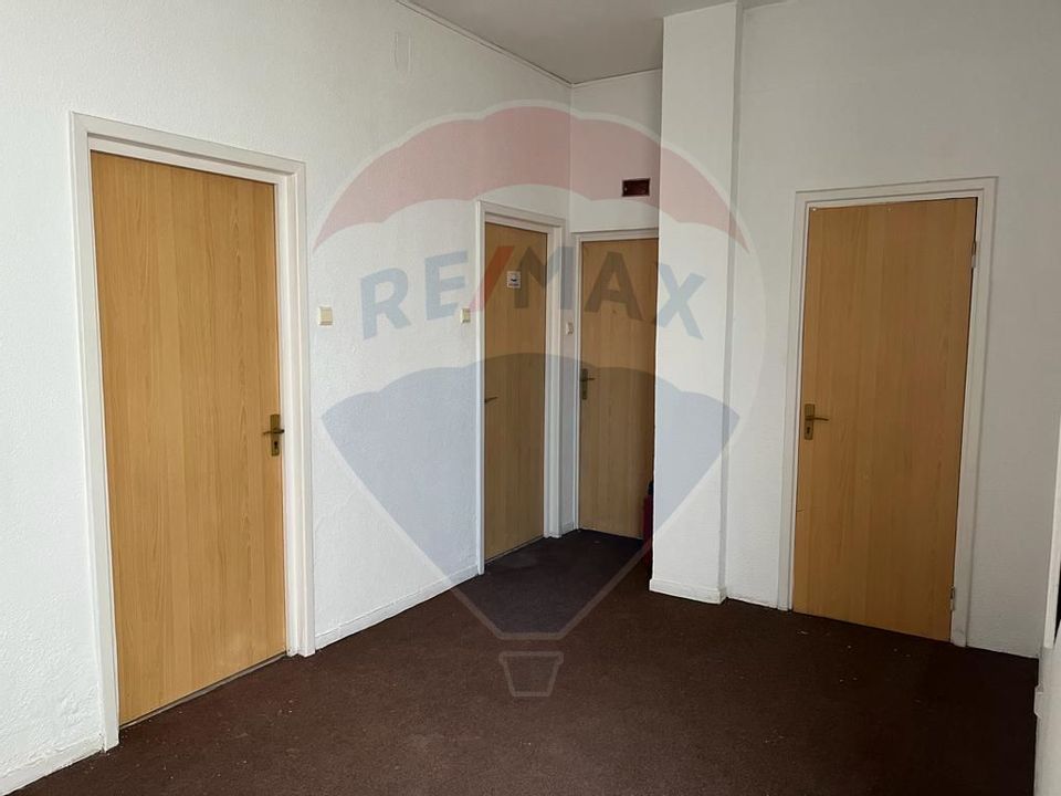 542sq.m Office Space for rent, P-ta Presei Libere area