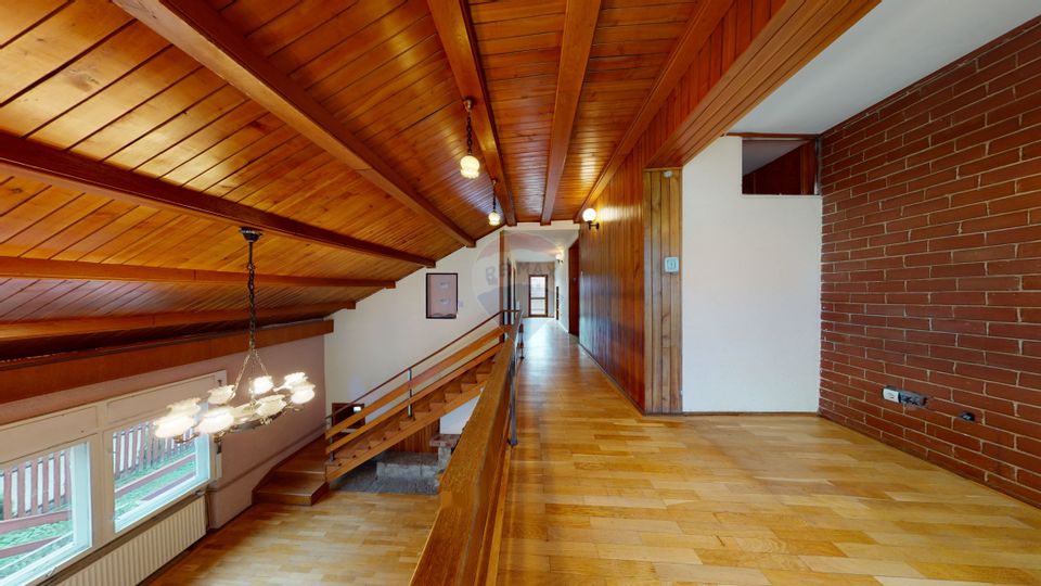 Special Offer - Beautiful villa for sale near Sub Arini Park in Sibiu