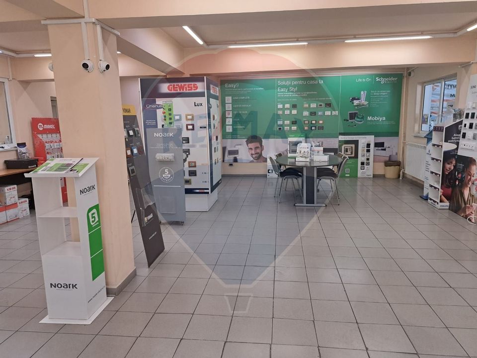 Inchiriere hala 850 mp birour 350 mp curte 2400 mp Pod Otopeni Centura