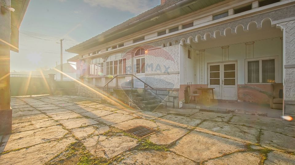 6 room House / Villa for sale