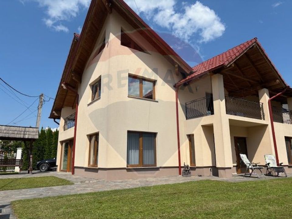 5 room House / Villa for sale