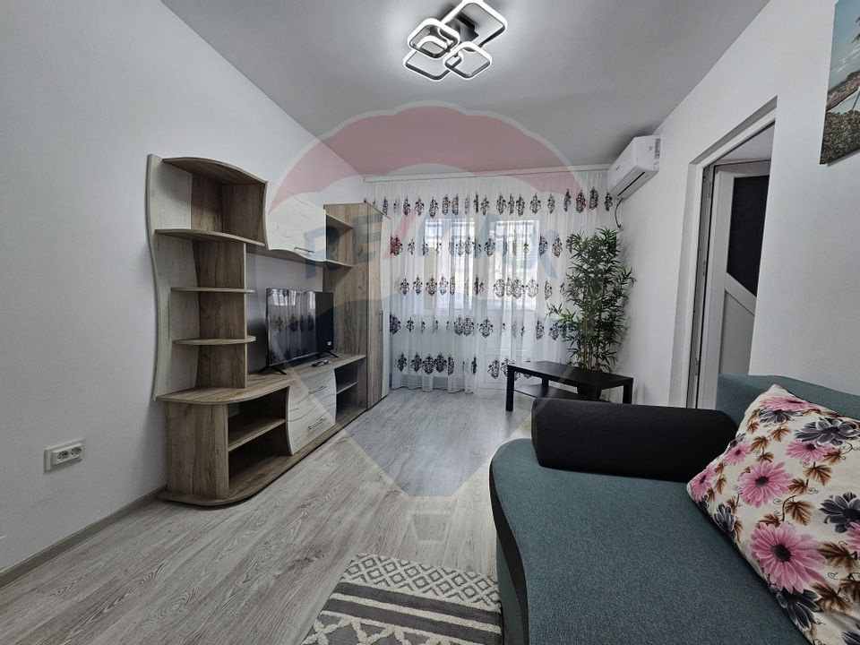 Apartament 3 camere de inchiriat zona Campus, termen lung