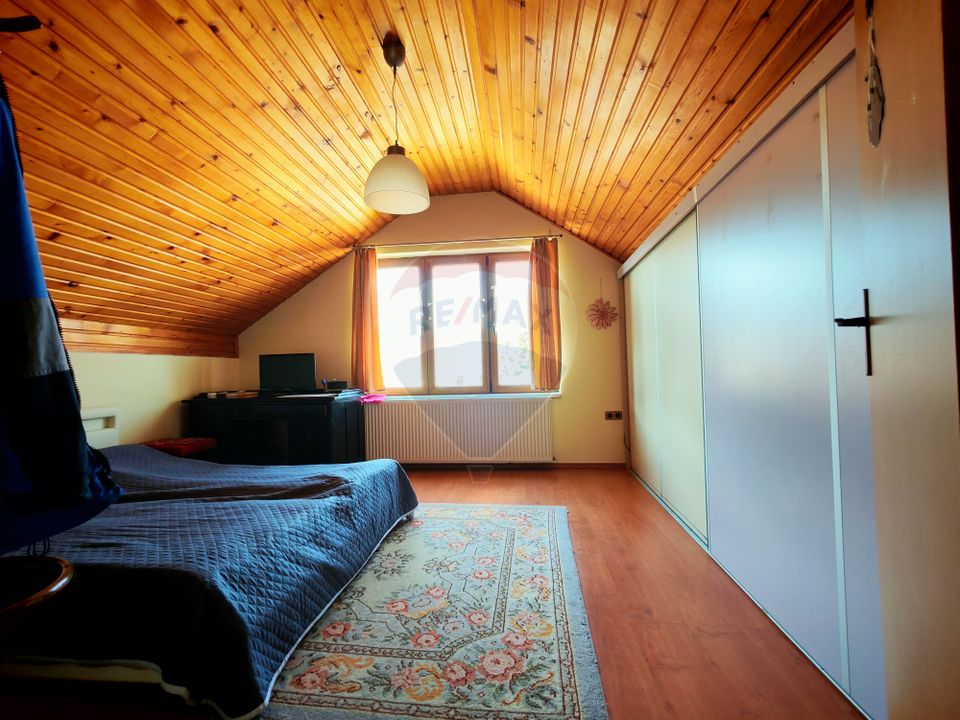 Casă spațioasă cu panoramă superbă+garsonieră separată, venit pasiv.